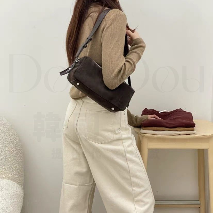 tw-11134207-820li-mt1th2lx1zpd82