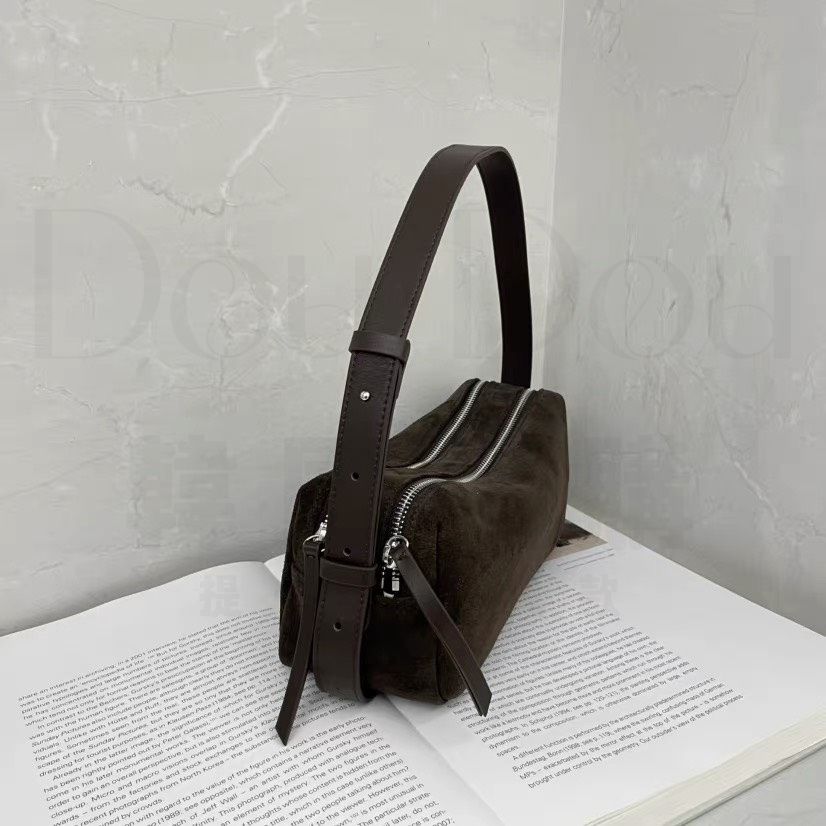 tw-11134207-820lc-mt1th5caeozt8d