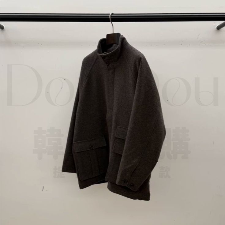 tw-11134207-820l5-muau9raz6kg26e