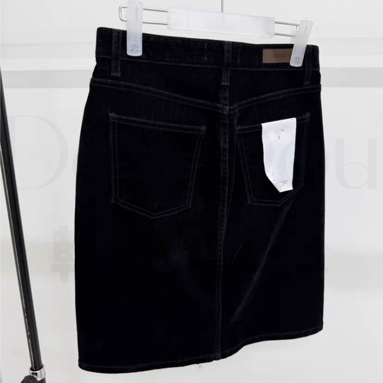 tw-11134207-820l8-mukvintcxmh225
