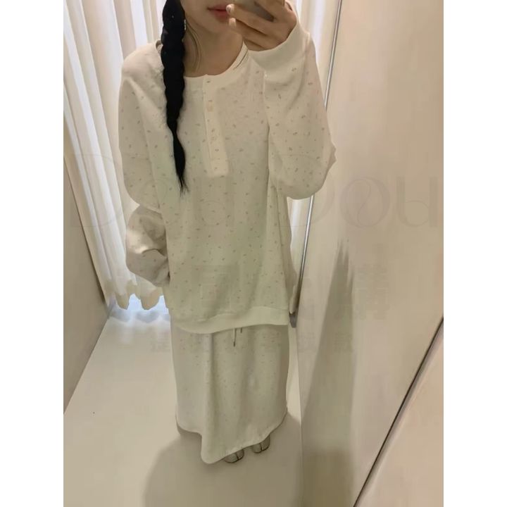 tw-11134207-820l5-mukvmw11bk74c5