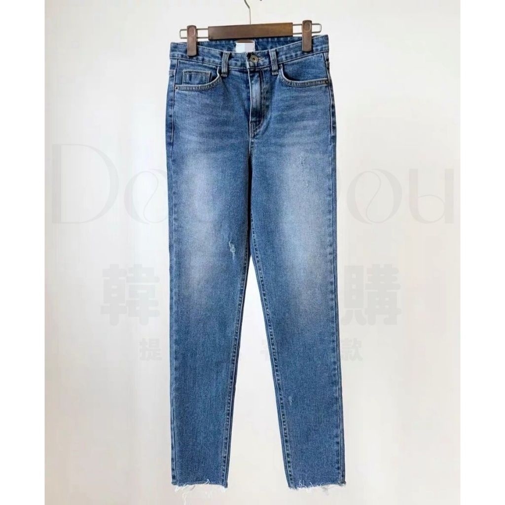 tw-11134207-820l5-muotcdp72j2bef