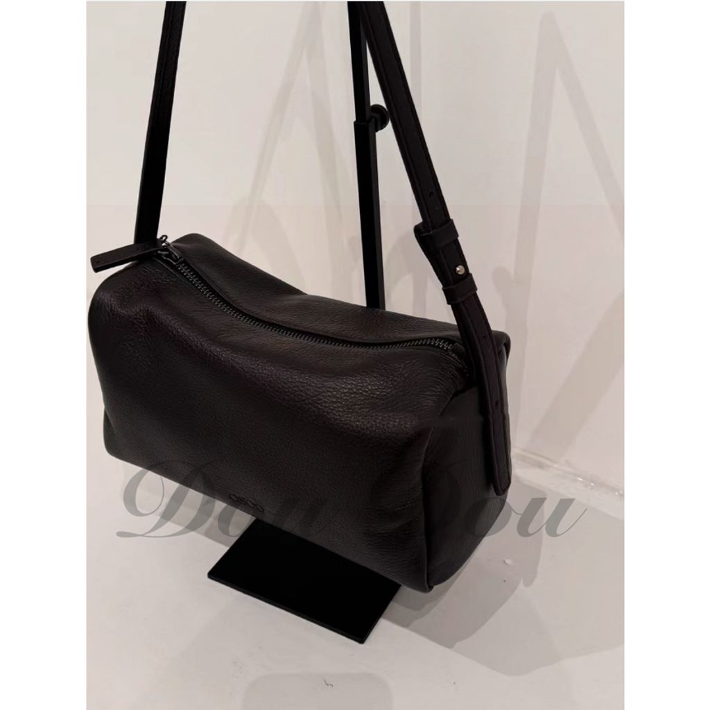 tw-11134207-7rbkd-m9a9hvuwbwcl41