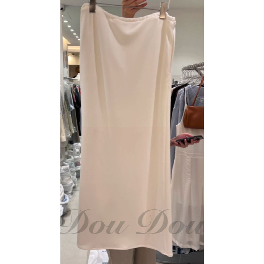 tw-11134207-7ra0l-mcg7ax6rud0bb8