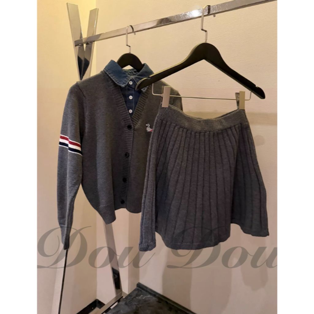 tw-11134207-820l9-mkb6udiq874402