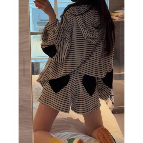 tw-11134207-820li-mksaqw4iud52ae