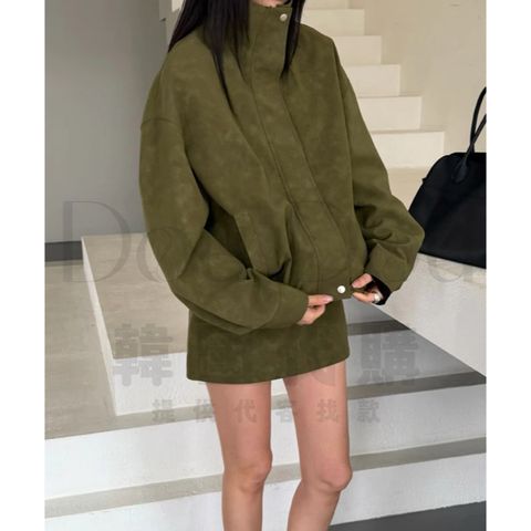 tw-11134207-820la-mkwnb4r11jwnd9