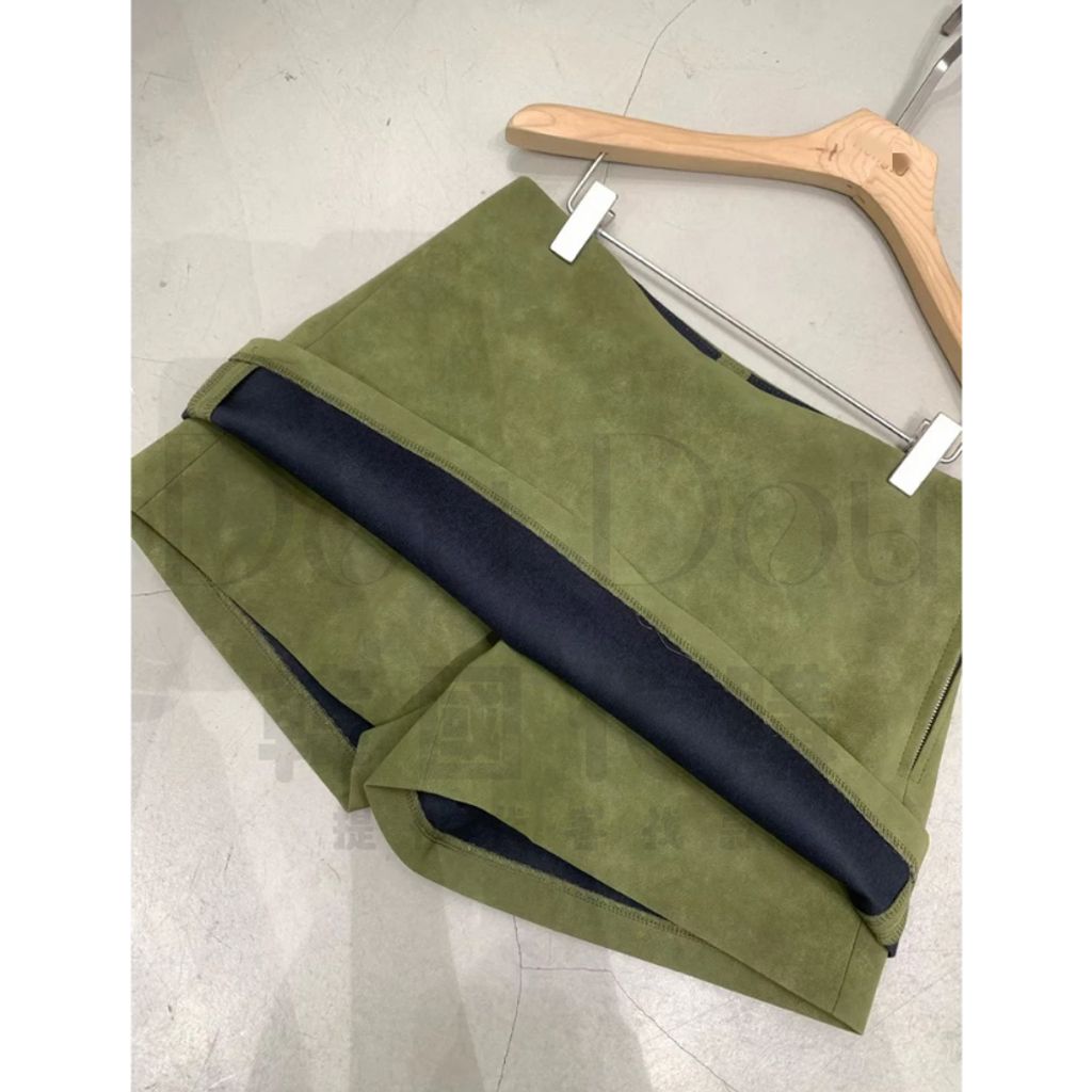 tw-11134207-820l9-mkwnb4r105c7ca