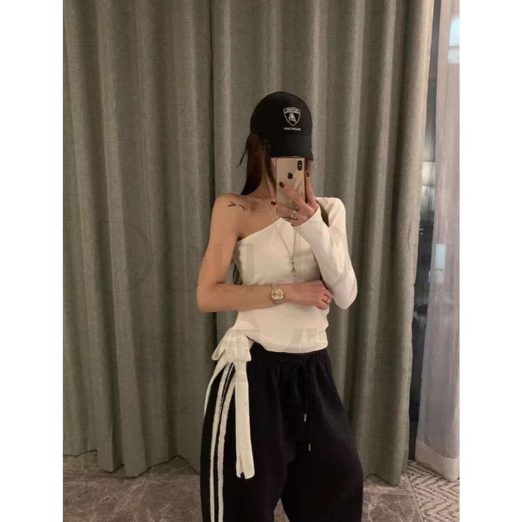 tw-11134207-820lg-ml3olwpl6eiv7d