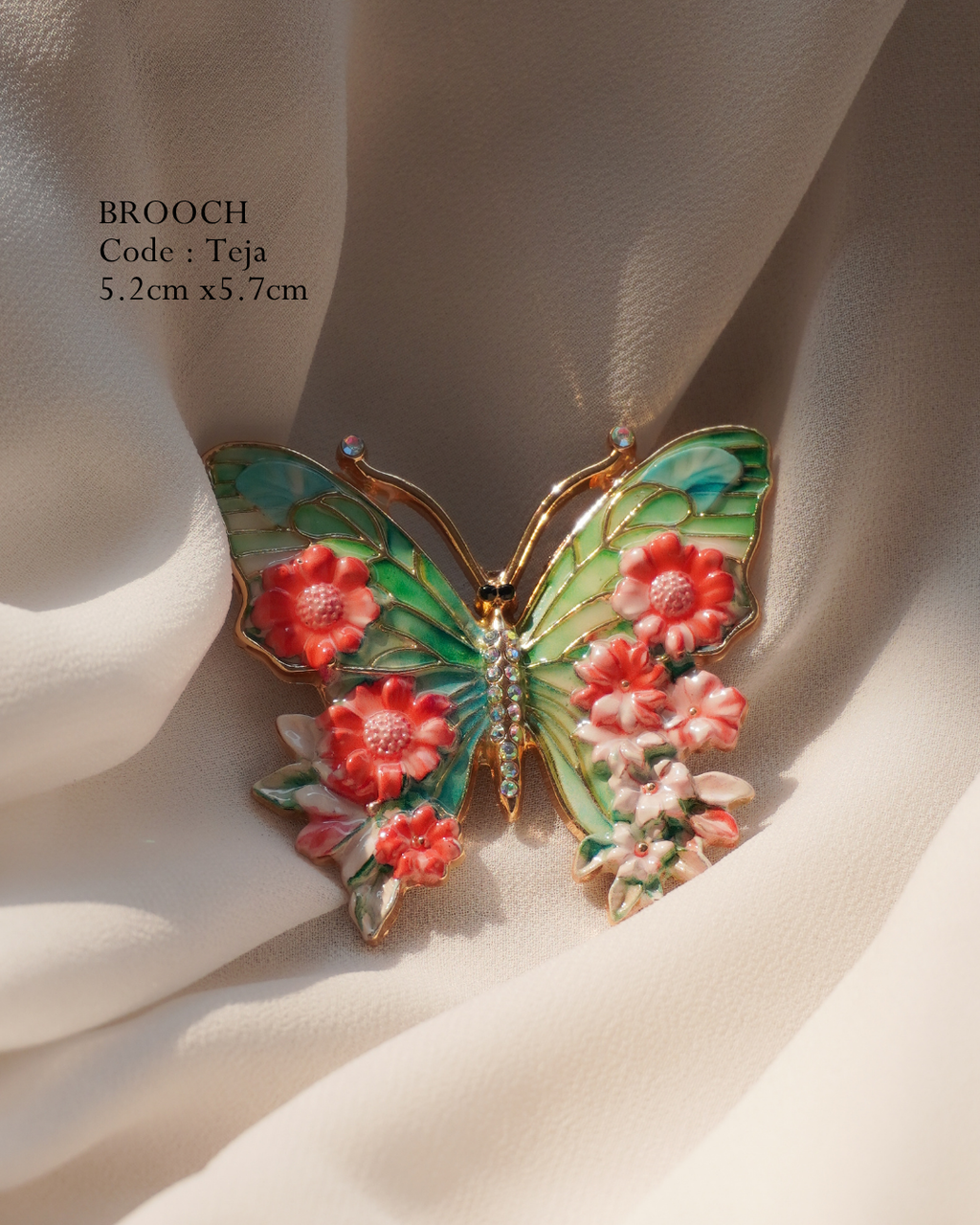 Big brooch pin for dresses and blazers