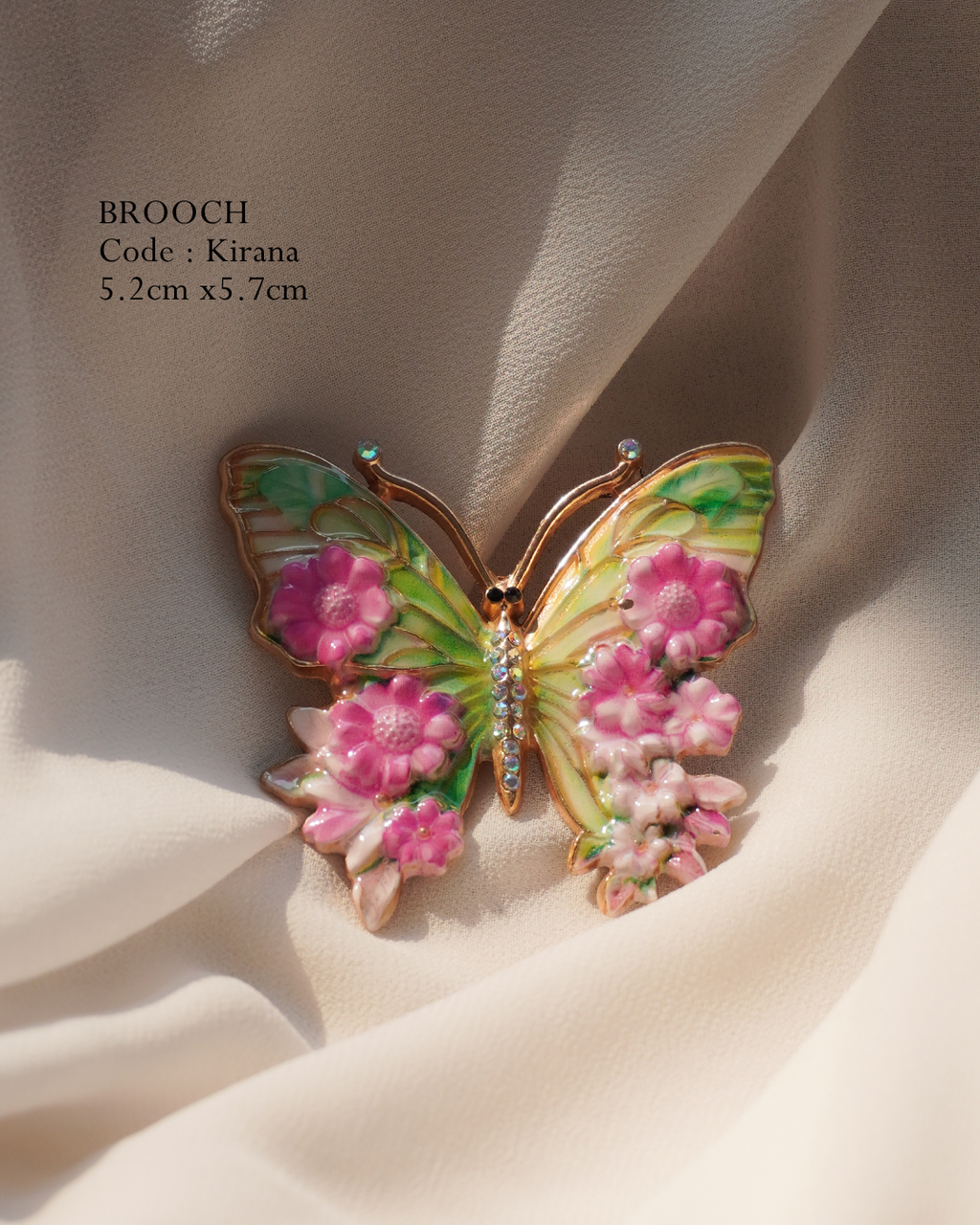 Big brooch pin for dresses and blazers