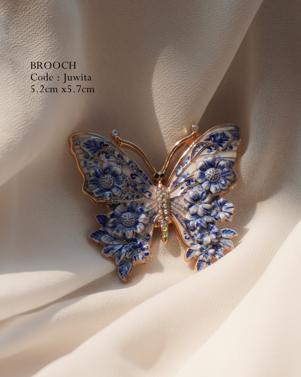 Big brooch pin for dresses and blazers