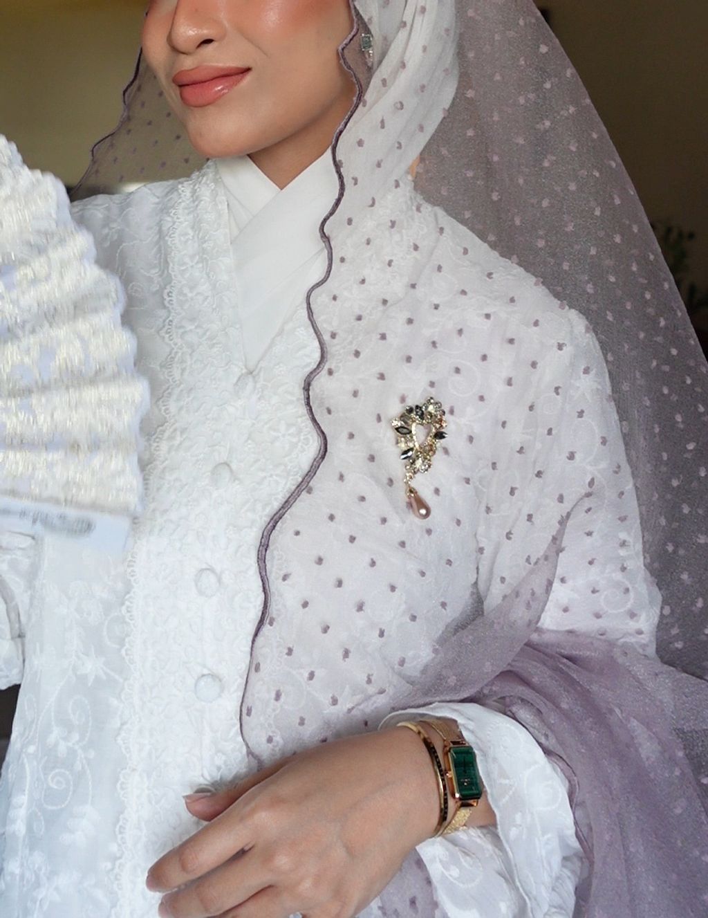 Elegant statement brooch for hijab and outfits