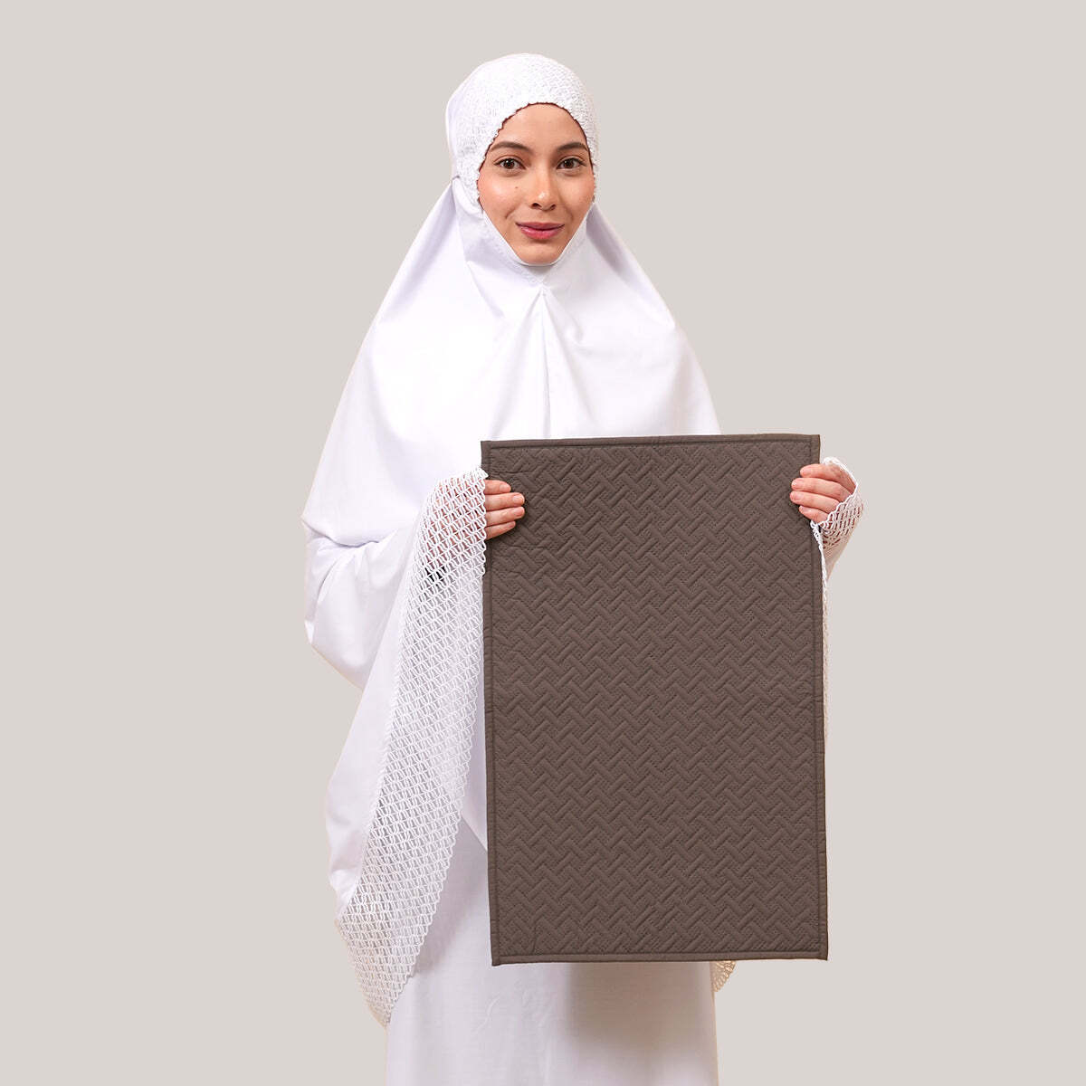 WCSEJADAHZAYNQUILTEDMINIDARKGREY2