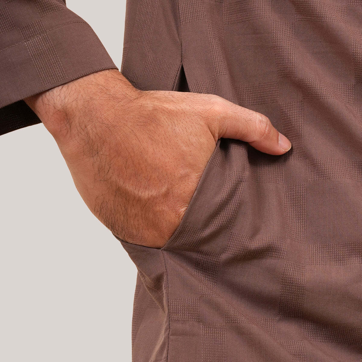 WCYUSUFCHEQUERTOPDEEPTAUPE4