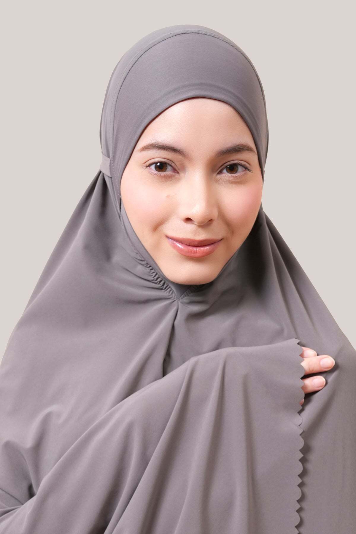 WC-ARIADEEN-DARKGREY2