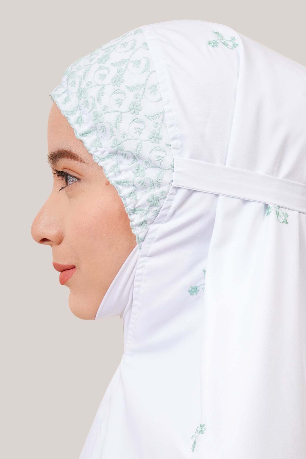 WC_BRODERIE_SARIMAS_RONA_ICEBERG_GREEN_5
