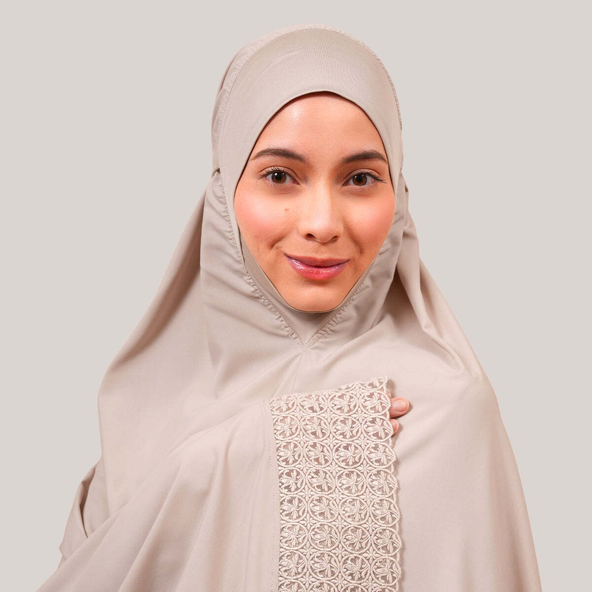 WCMODISHTALITHAHARMONYCREAMLATTE3