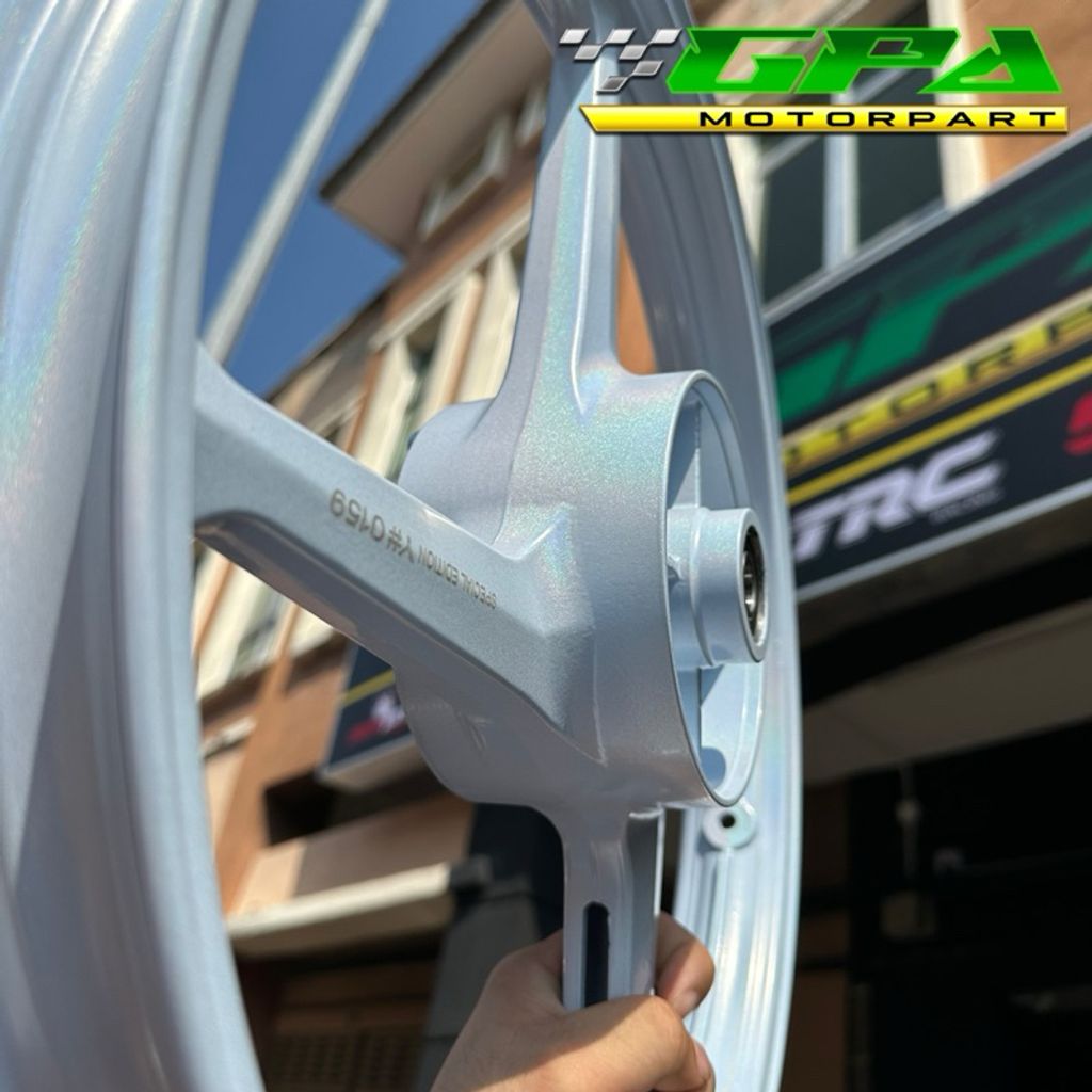 my-11134207-7r990-lt3uqd5610kk9d