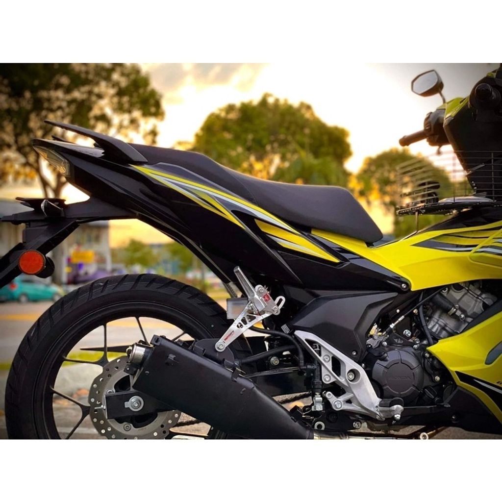 b7b23d1d935a3c16a37a054e380c155b