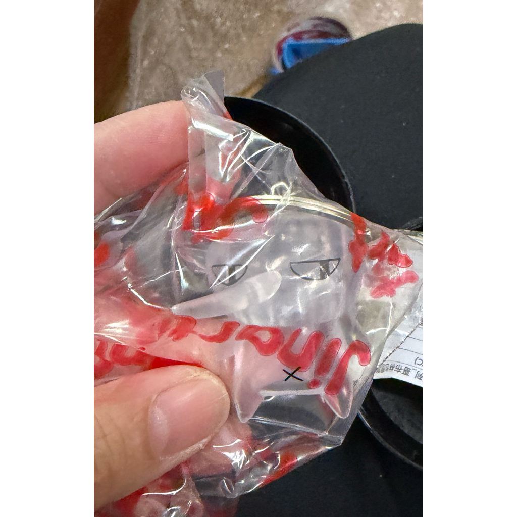 tw-11134207-81zth-mi1cxaturoqrc2