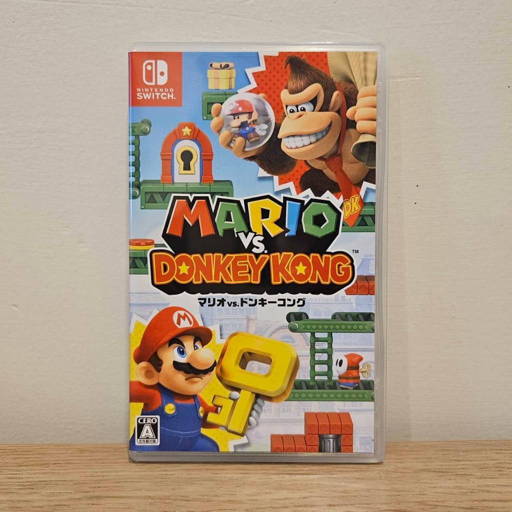 二手封面微摺痕(封面版本隨機)