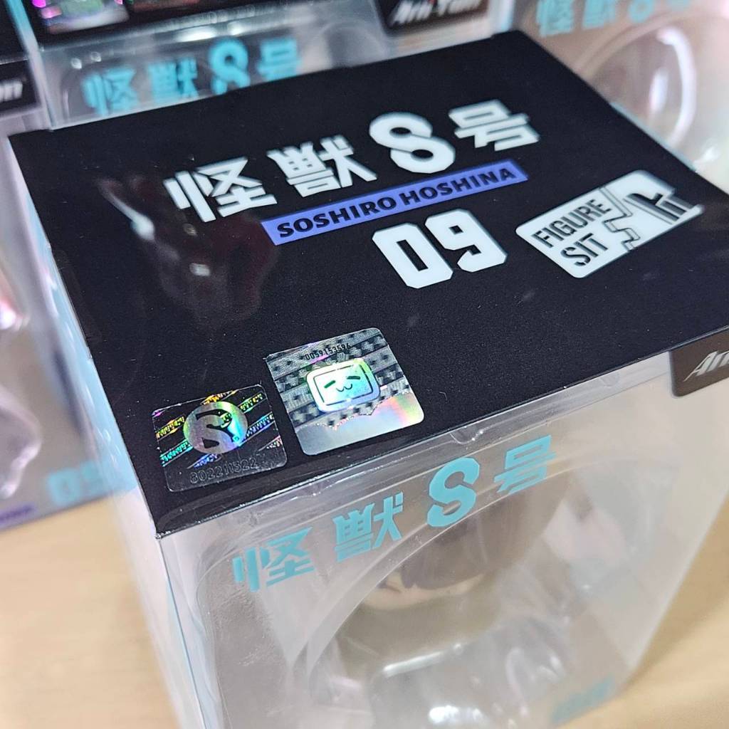 tw-11134207-81ztl-mglz7wg90iry75