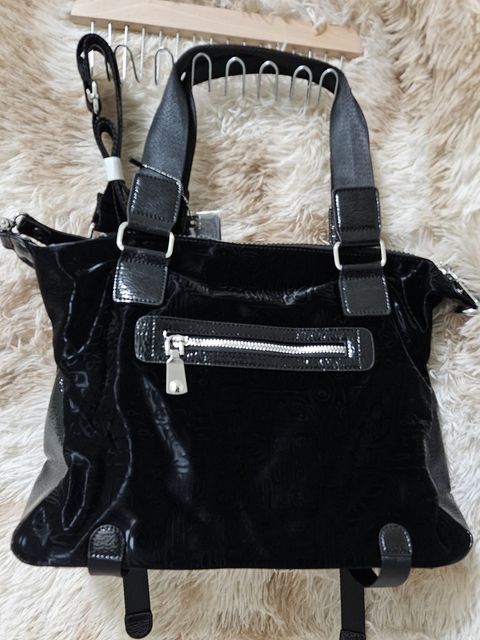 tw-11134207-820l4-mklth4qu9ssmff