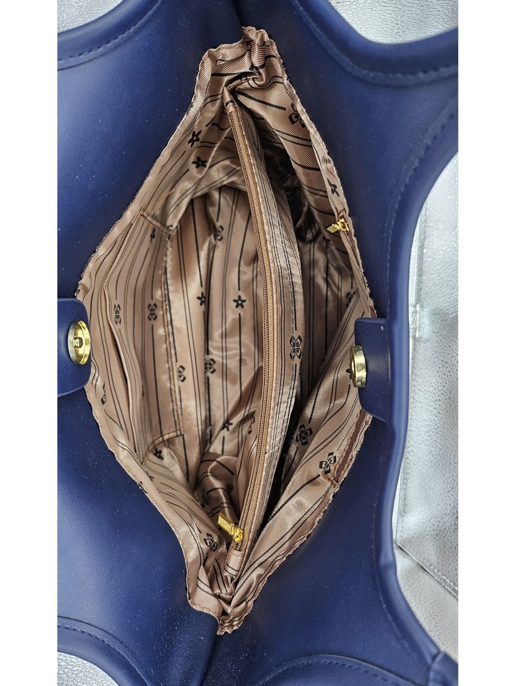 tw-11134207-820l4-mlabrqecsah112