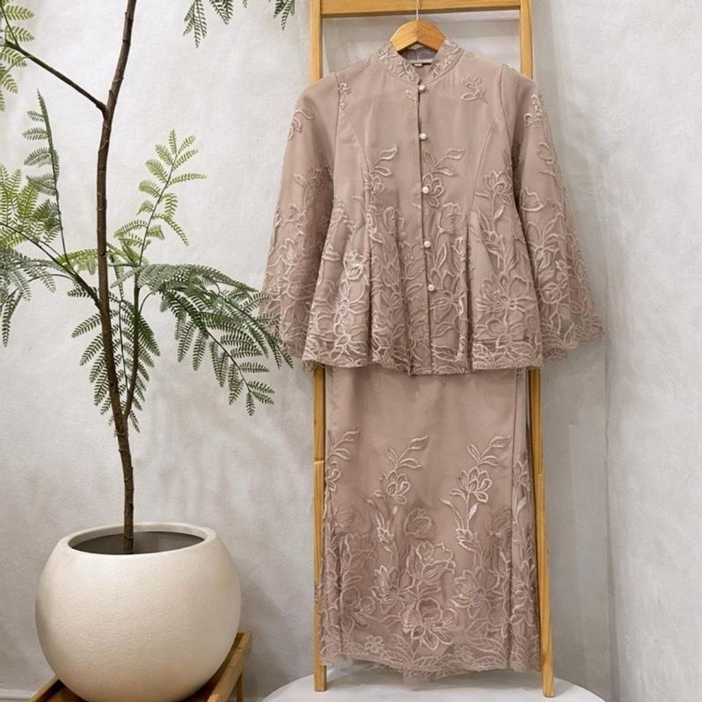 b300cc4b9c5a41a094856eeea37962aa~tplv-aphluv4xwc-origin-jpeg