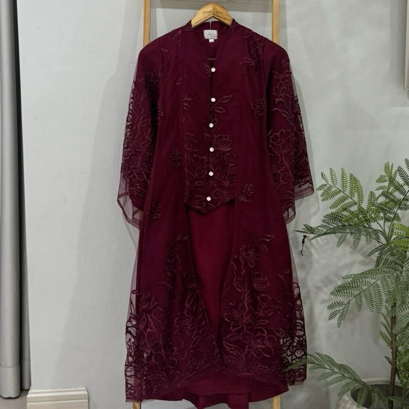 Maroon