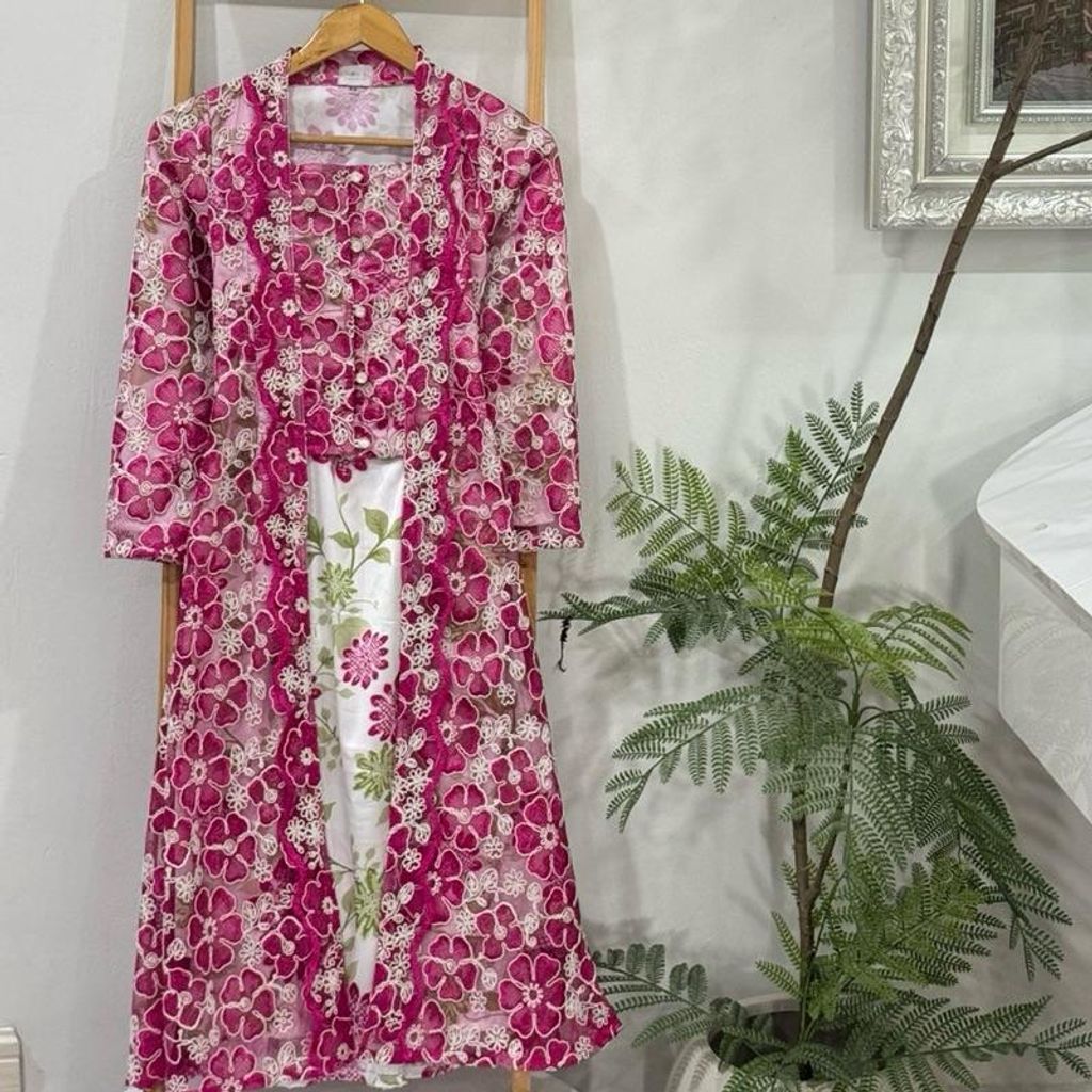 e64a22b933e346ffbf38762d4025450e~tplv-aphluv4xwc-origin-jpeg