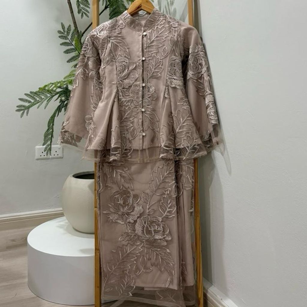 315d9bddb80d4ba58b05957eb09f9a19~tplv-aphluv4xwc-origin-jpeg