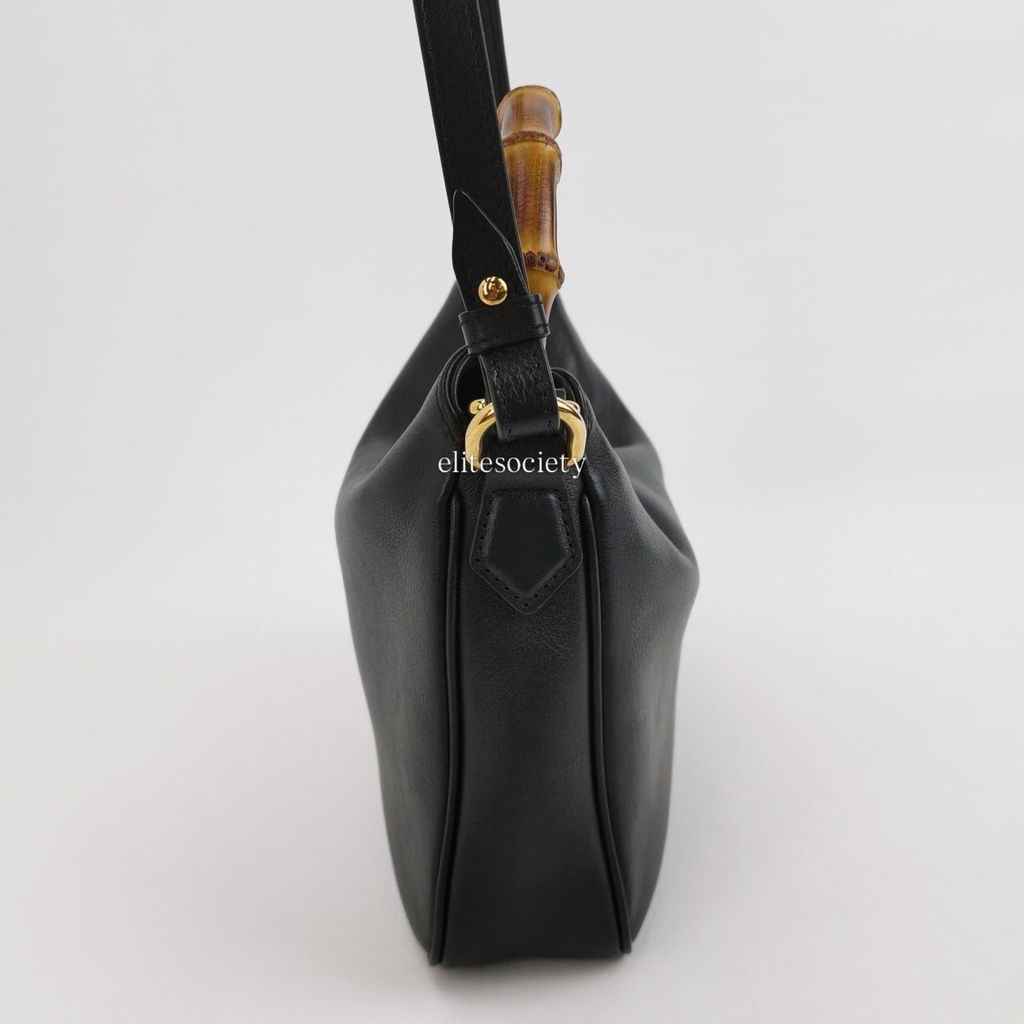 photo_6118490653768487433_y