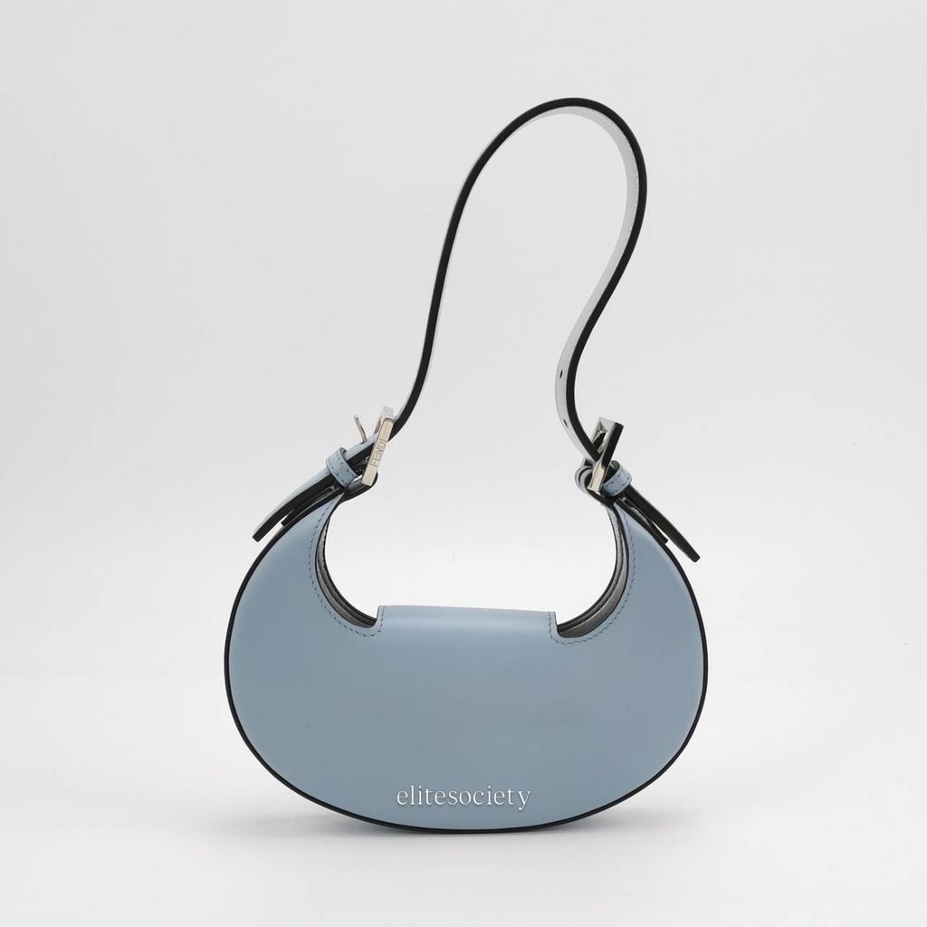 photo_6122994253395856545_y