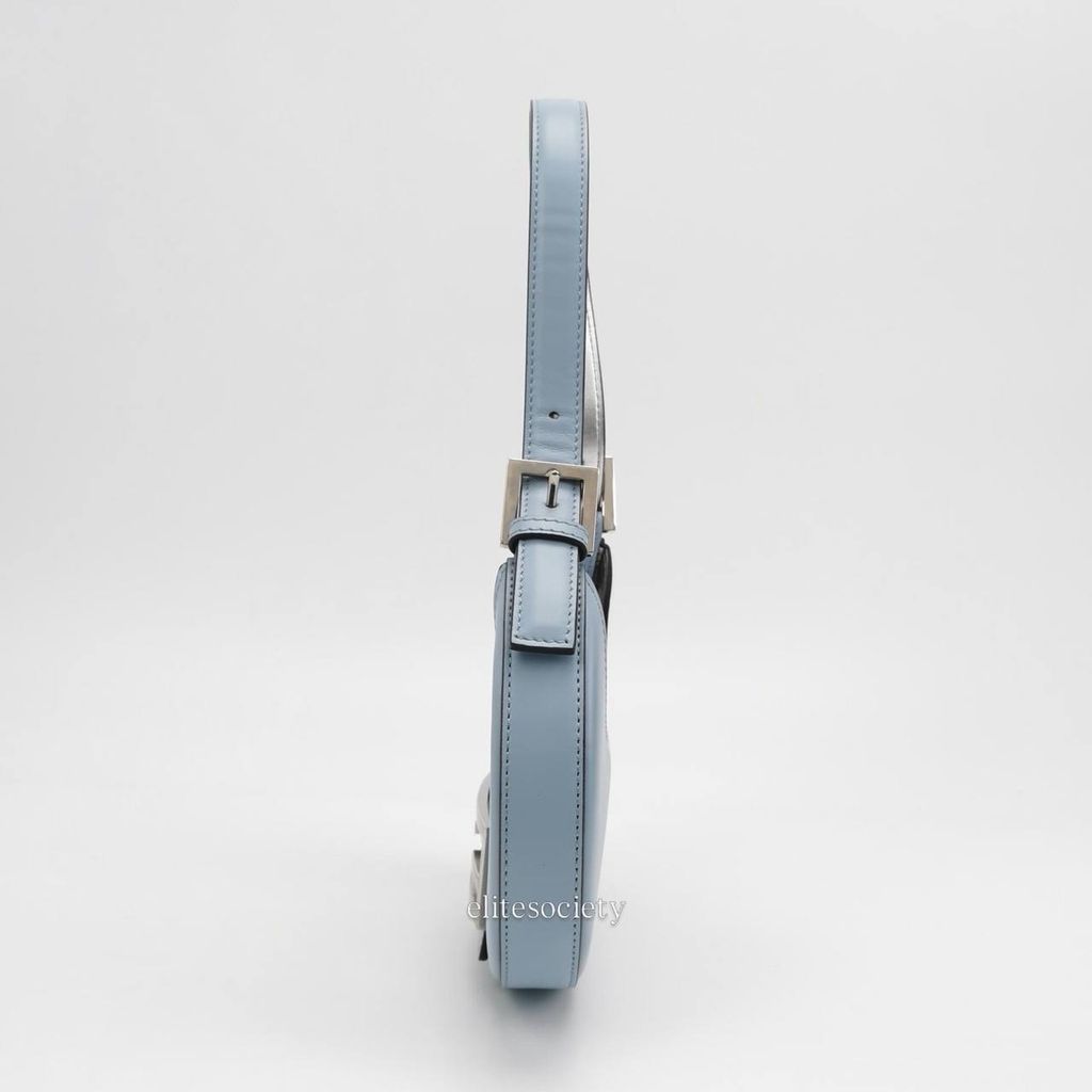 photo_6122994253395856546_y