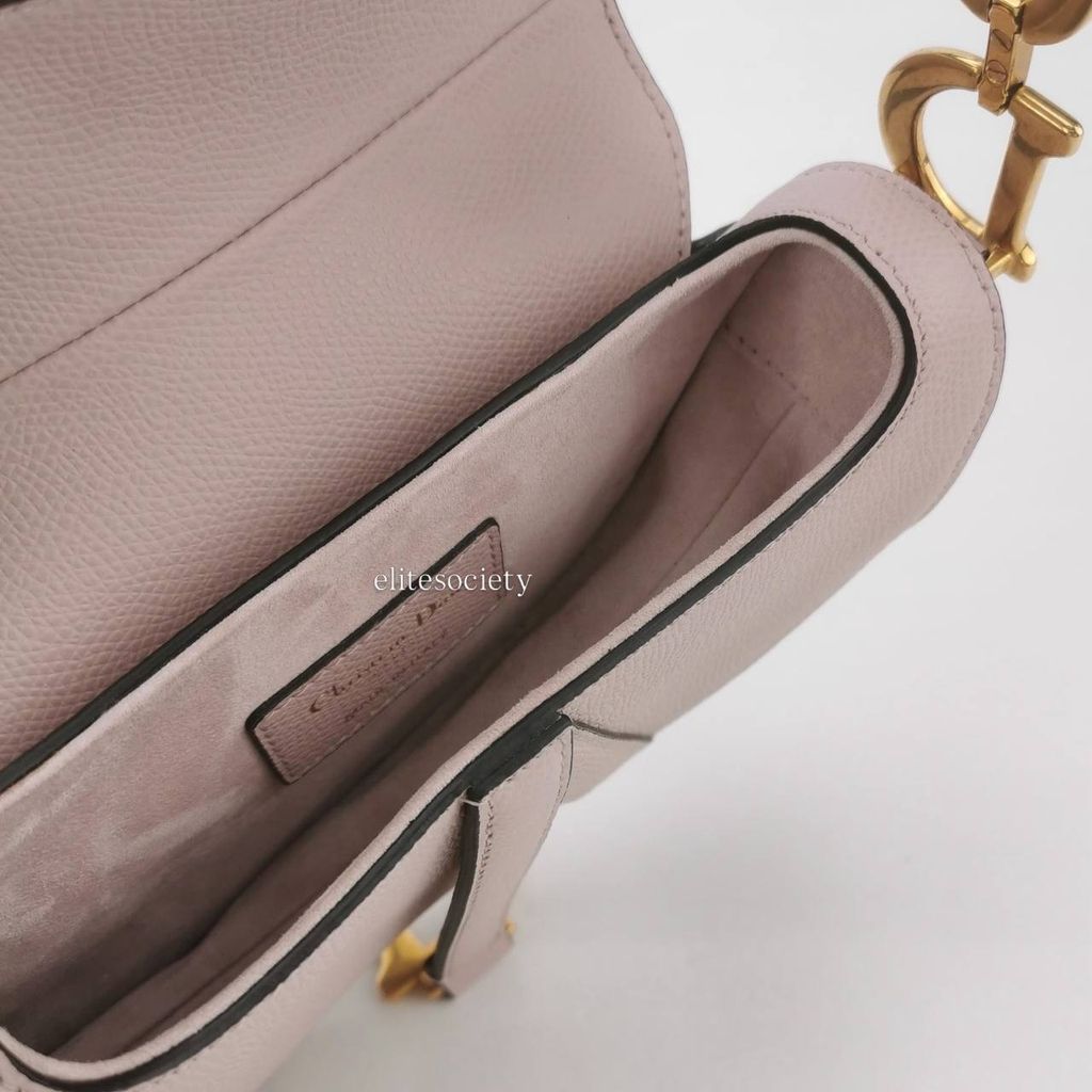 photo_6122994253395856539_y