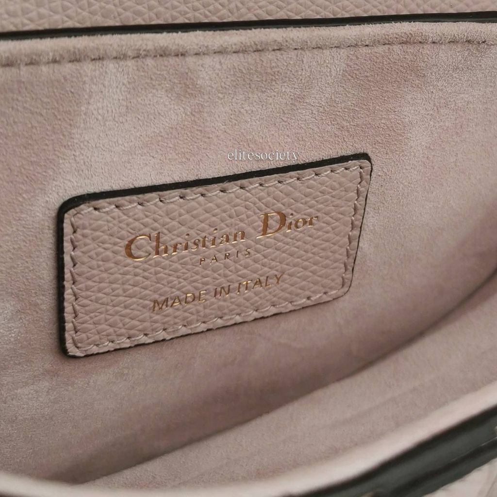 photo_6122994253395856540_y