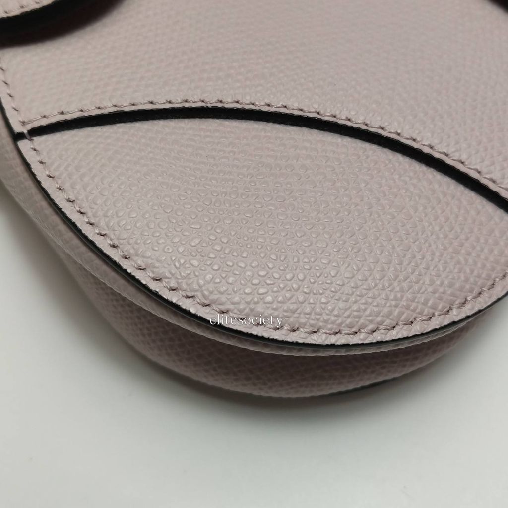 photo_6122994253395856541_y