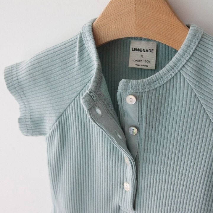 2549300_detail_2