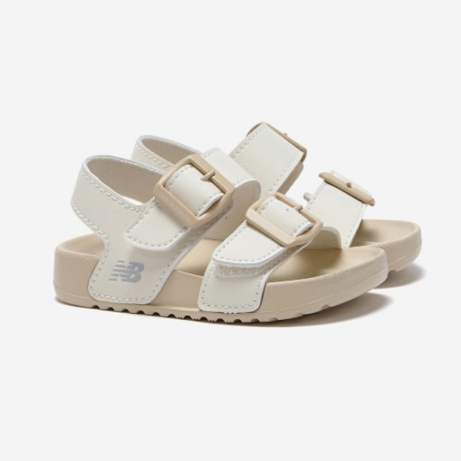 LINE_ALBUM_0522 Newbalance_260522_2