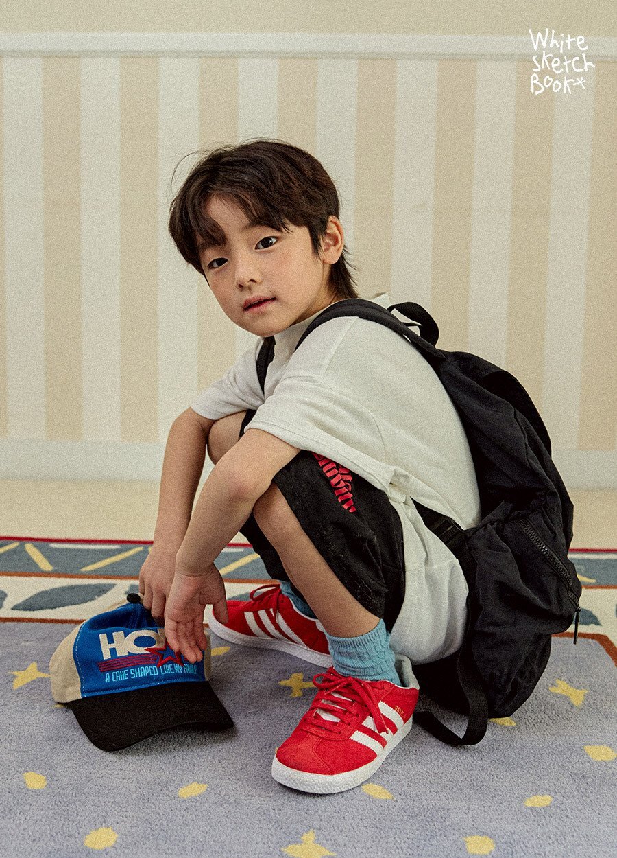 1_9_6521772693434