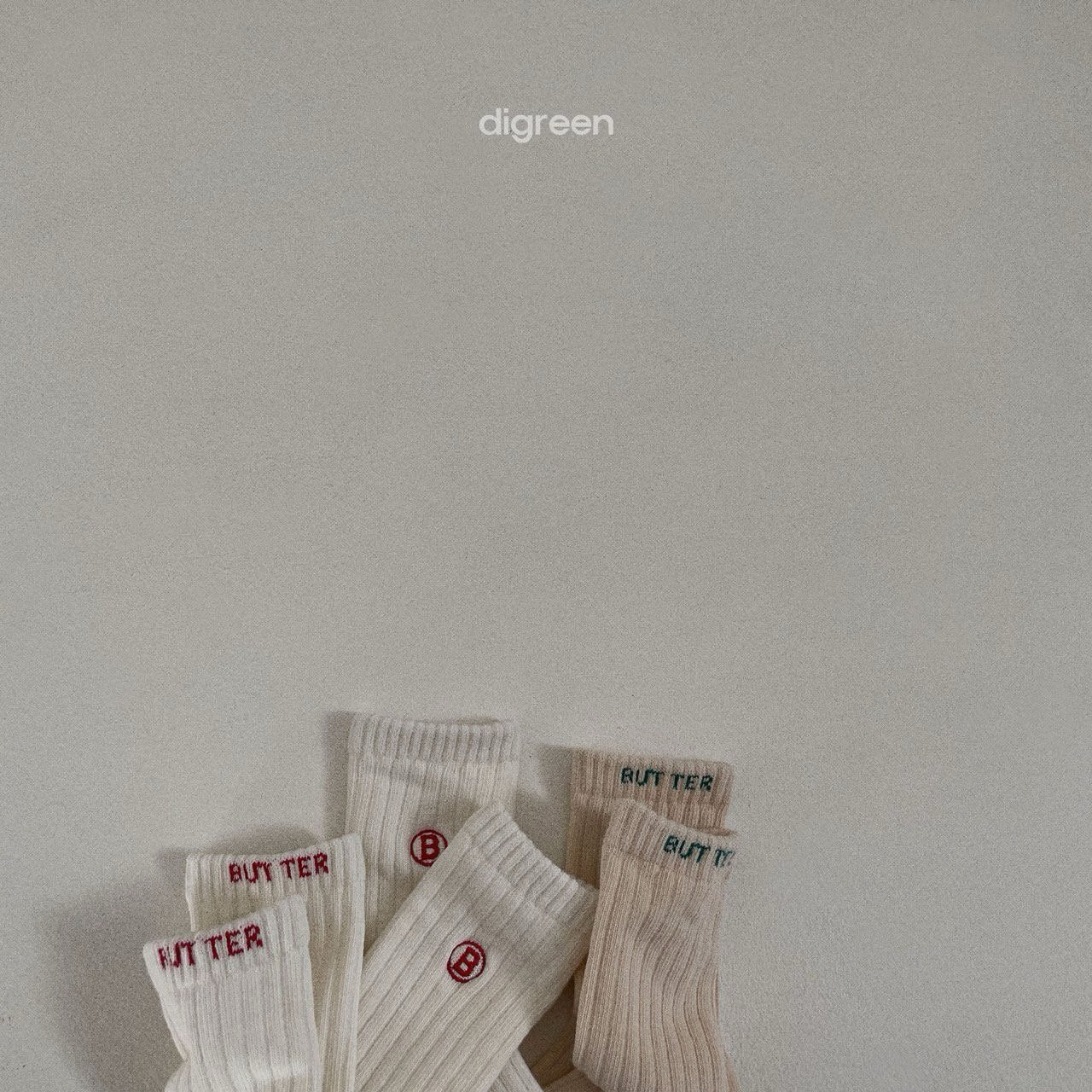 5_6_4421784614556