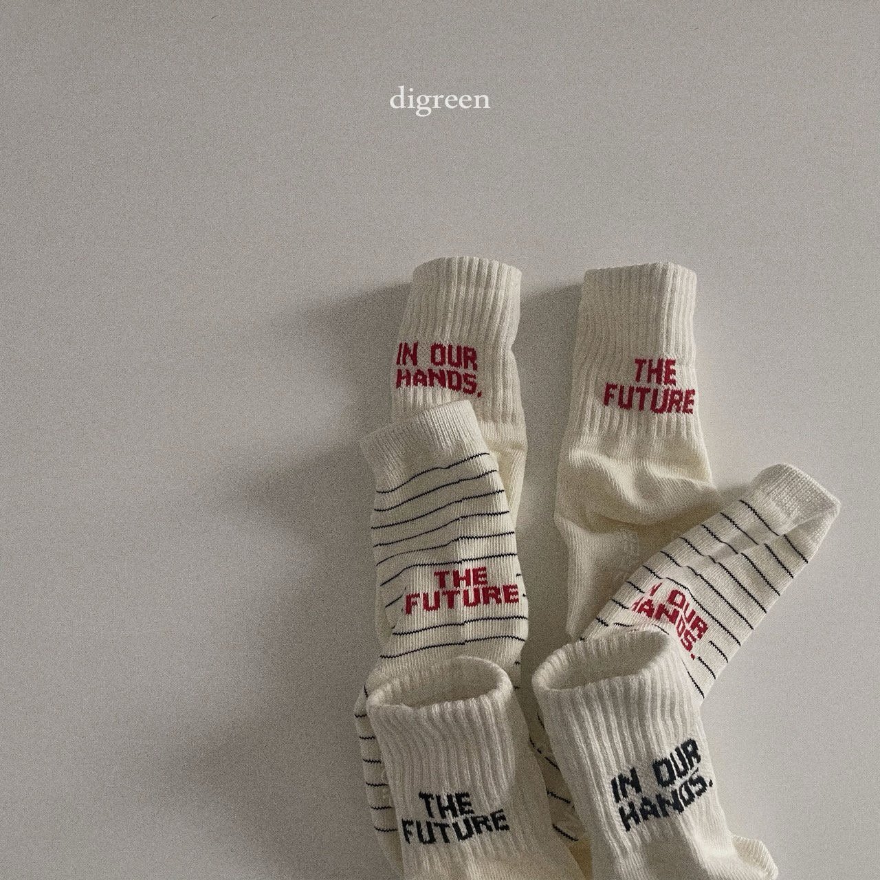 2_9_5621784614556