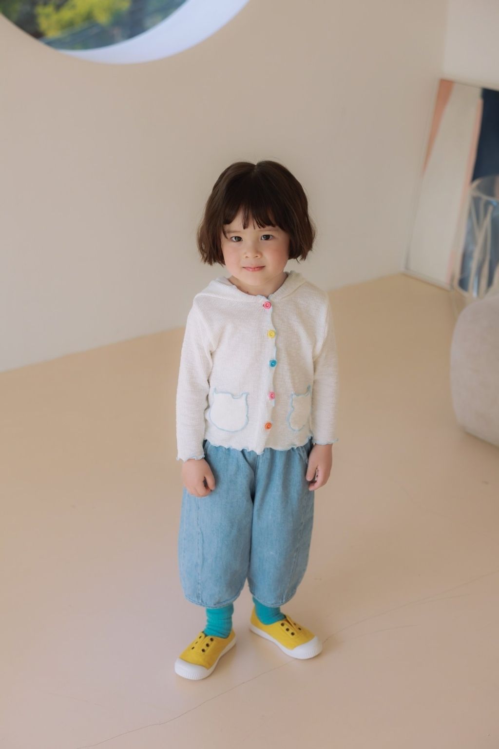 1774523343_7468216713