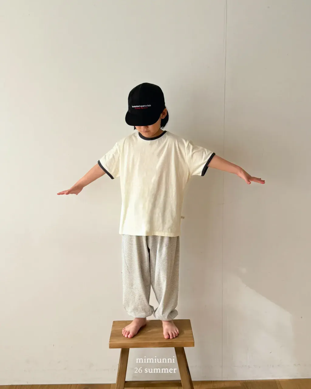 17025810