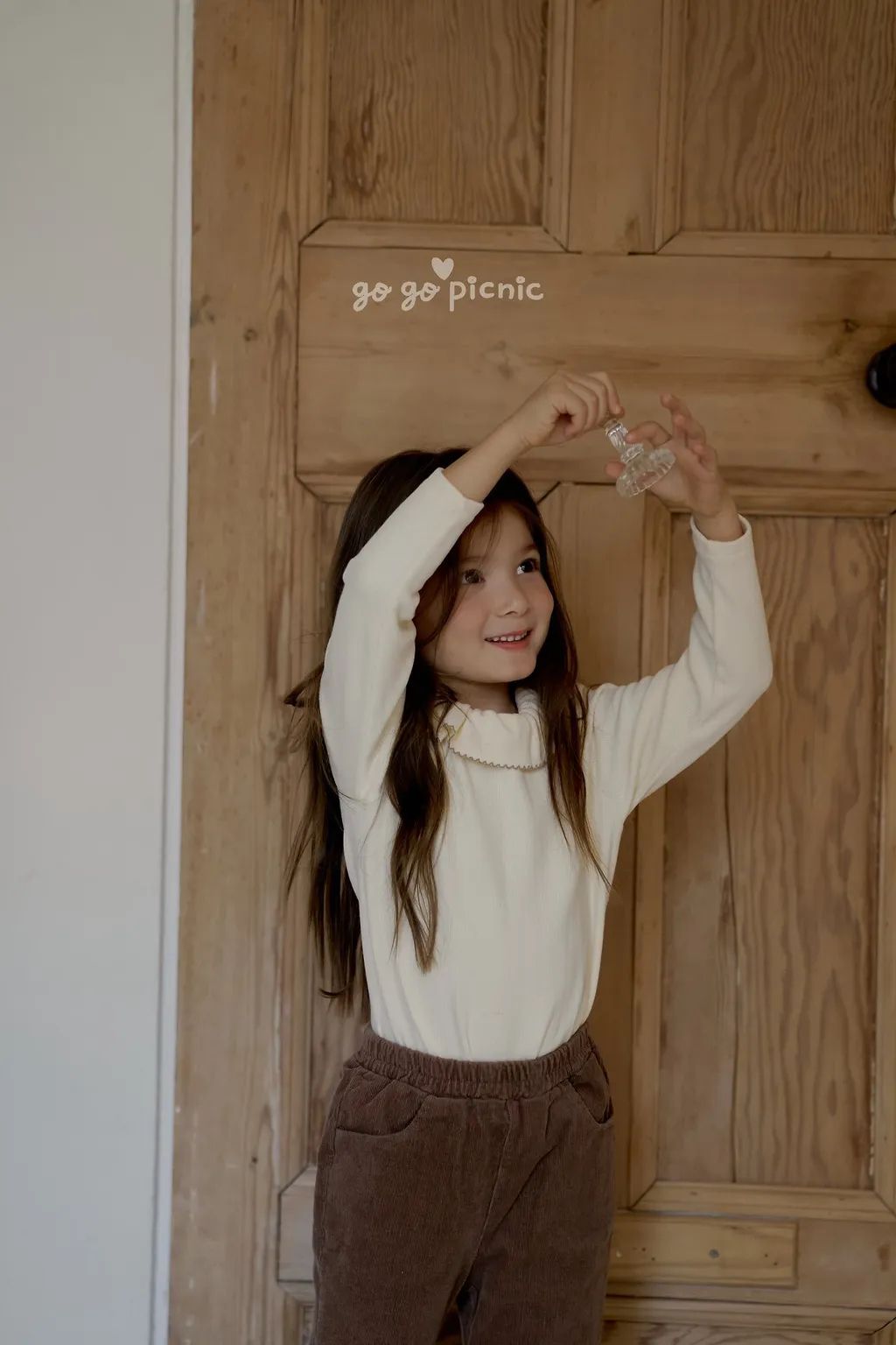 23