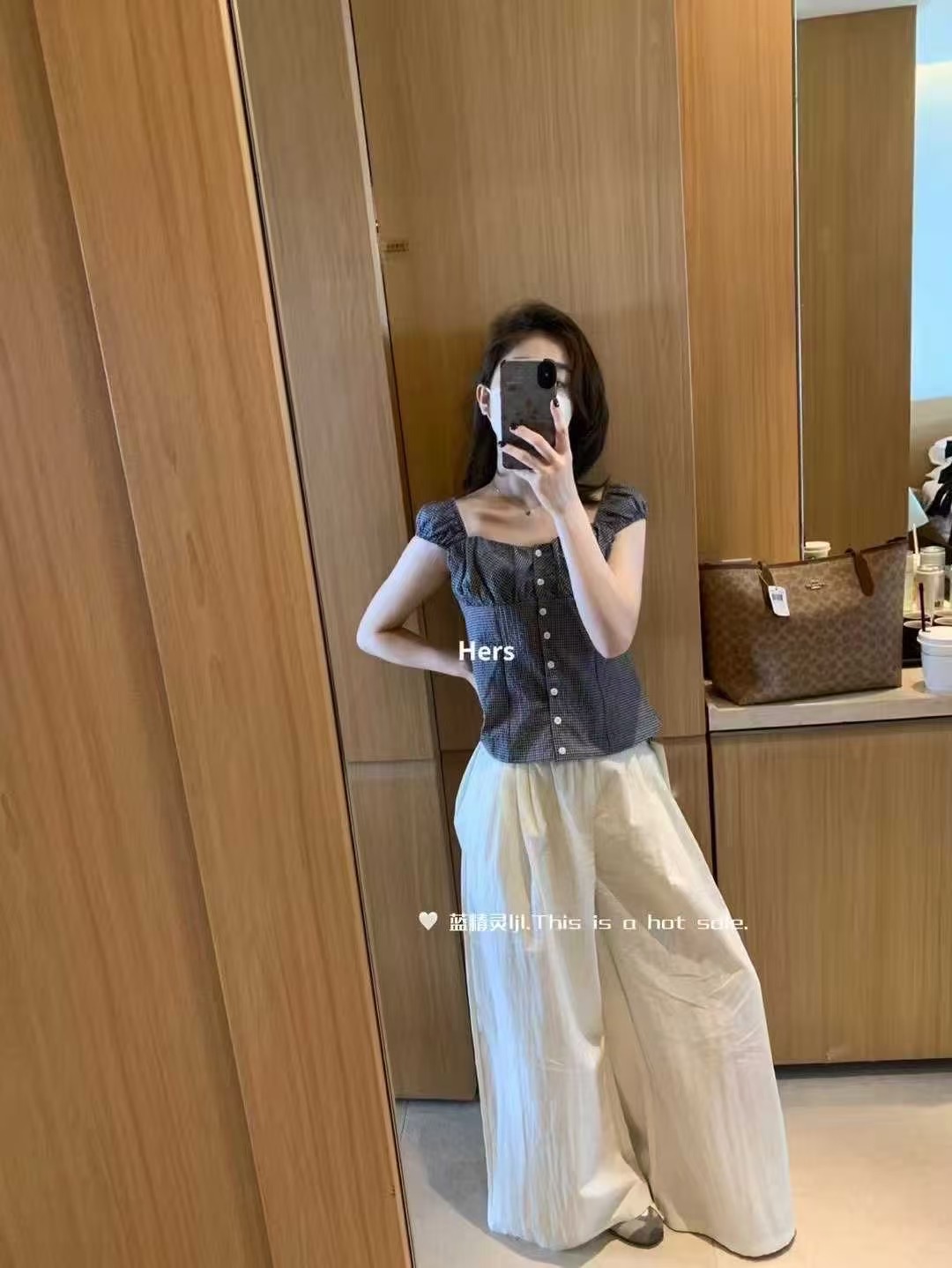 b77d0c43a9a0f0262717d643996121dd