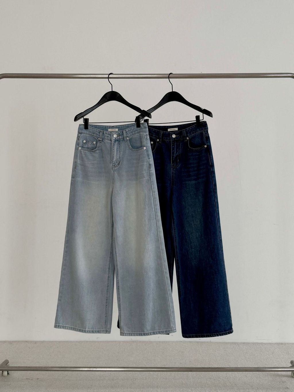 af7e3a0bad6a359d2638bce469757822