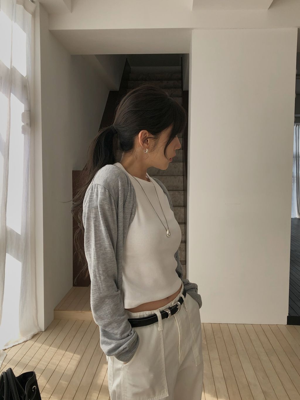 snapvideo--@miel__product on Instagram: "•올리브티셔츠
Ivory | Mela-454